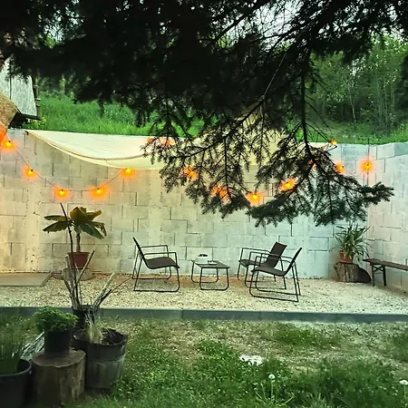 Poci Lak Ferienhaus *